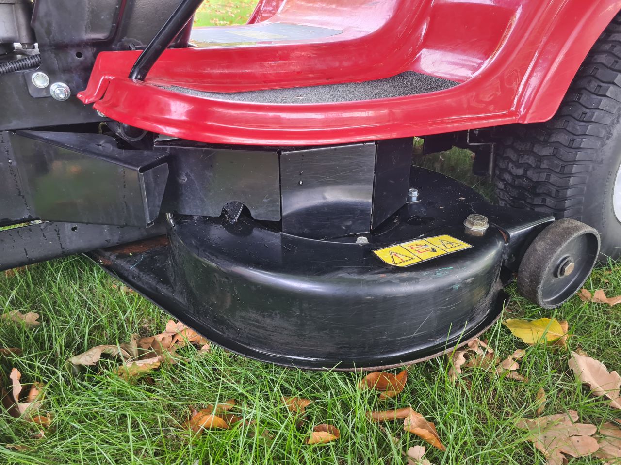 MTD SMART RE 125 zitmaaier met opvangbak als nieuw.