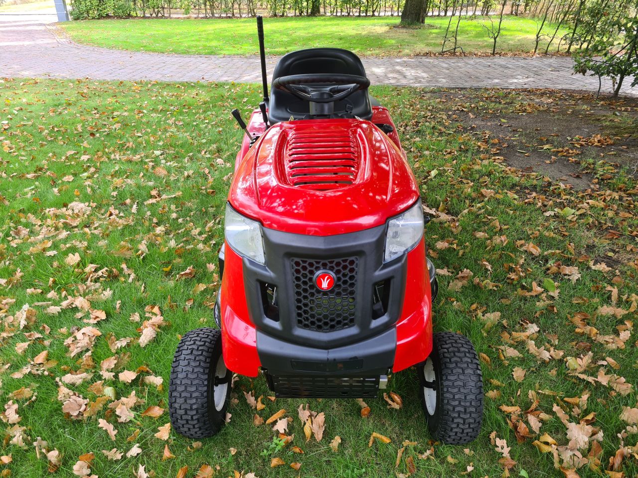 MTD SMART RE 125 zitmaaier met opvangbak als nieuw.
