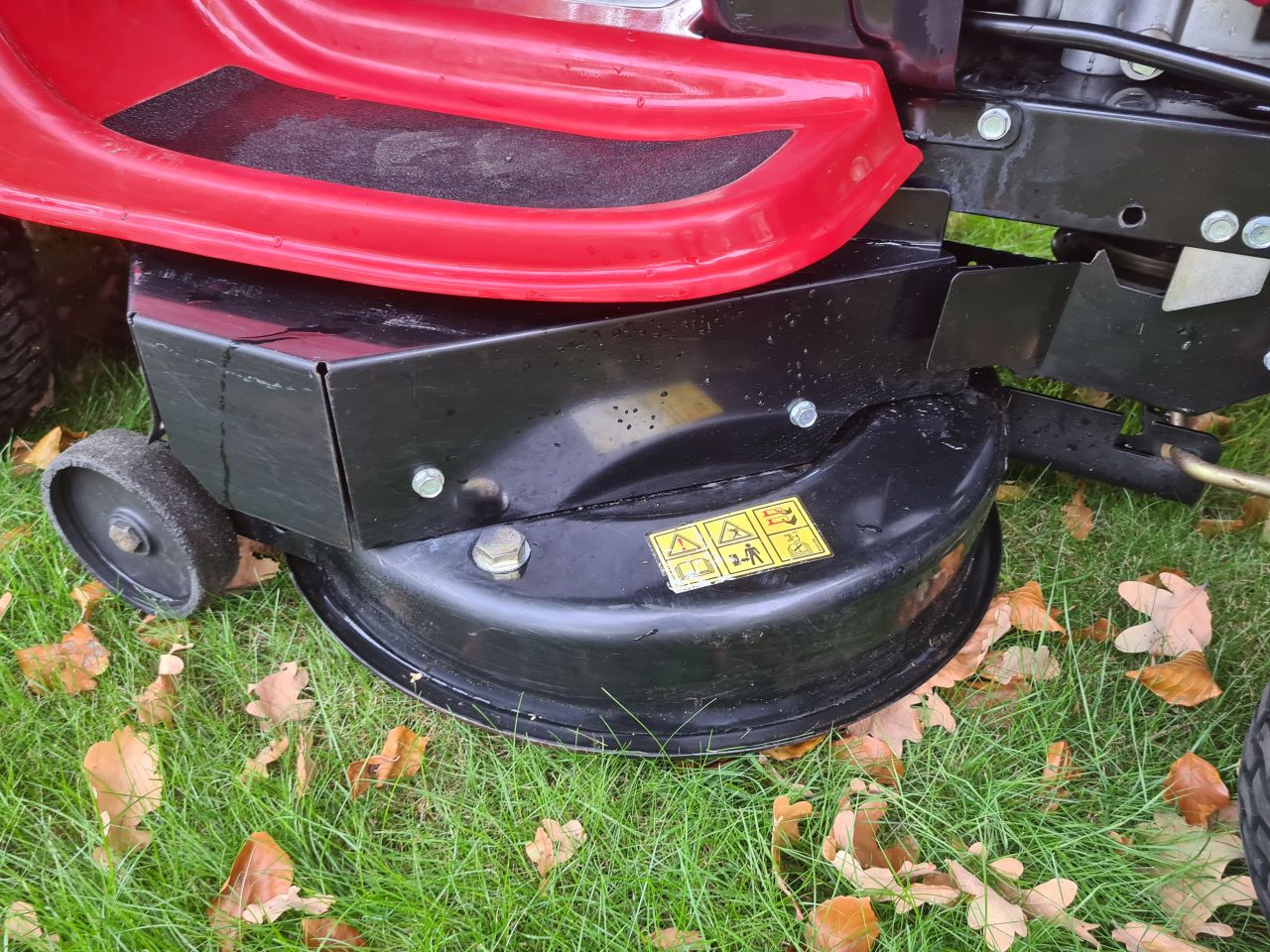 MTD SMART RE 125 zitmaaier met opvangbak als nieuw.