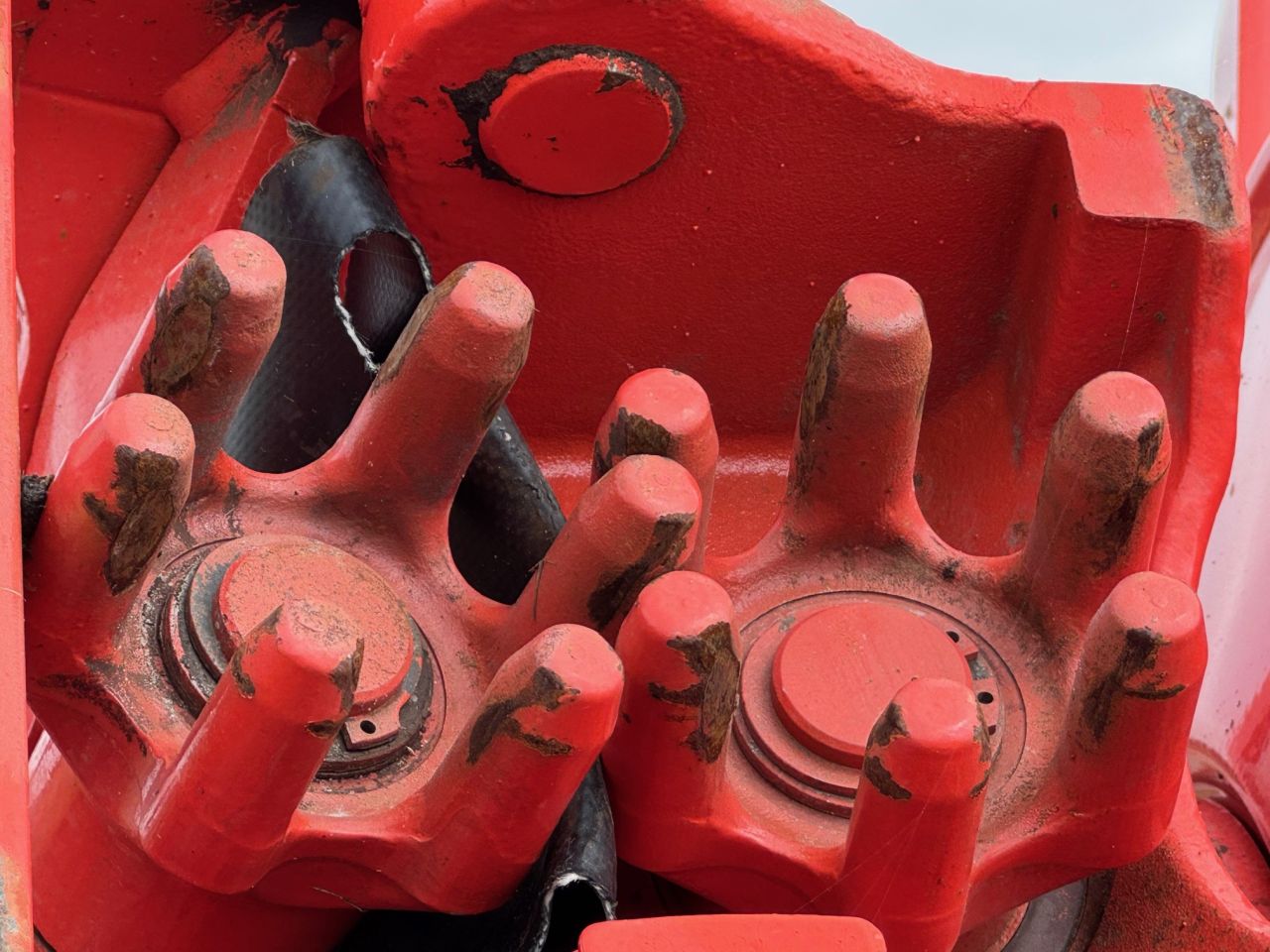 Kuhn GF8702T
