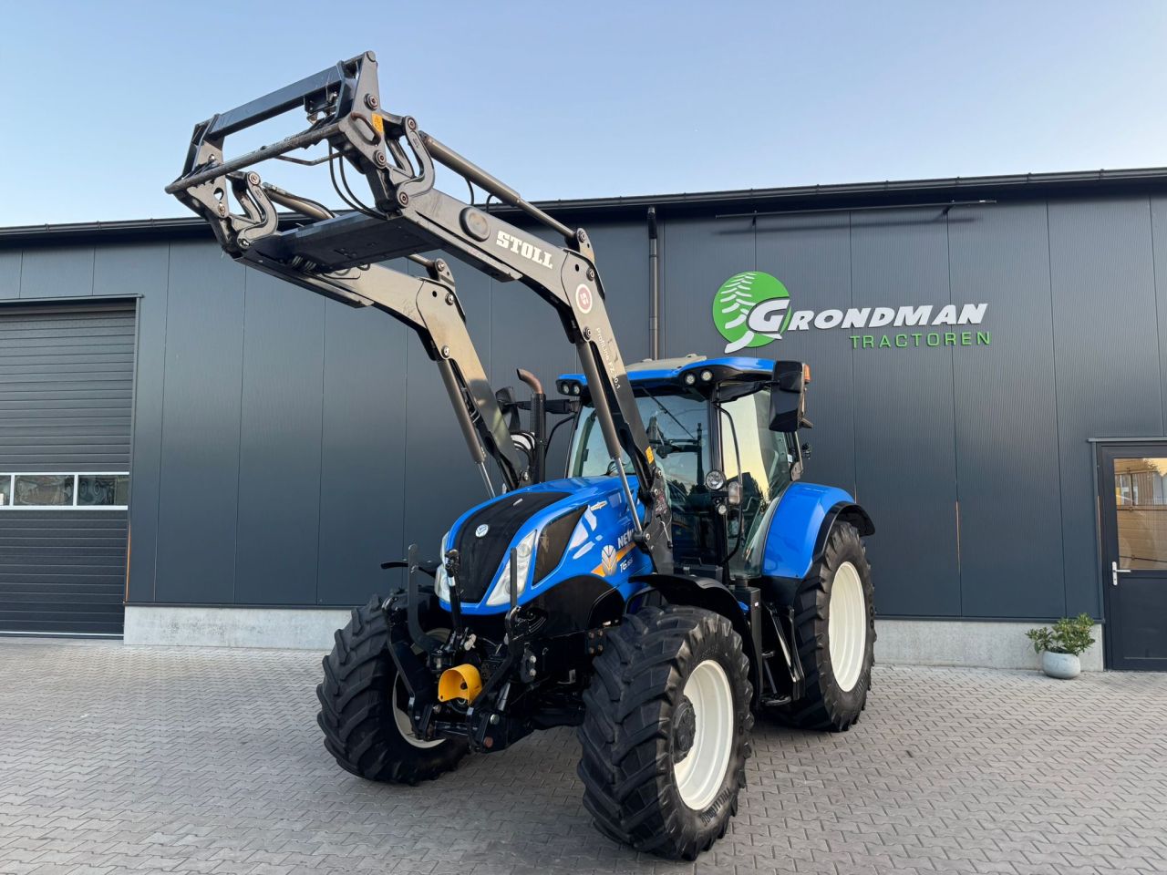 New Holland T6.155 AutoCommand