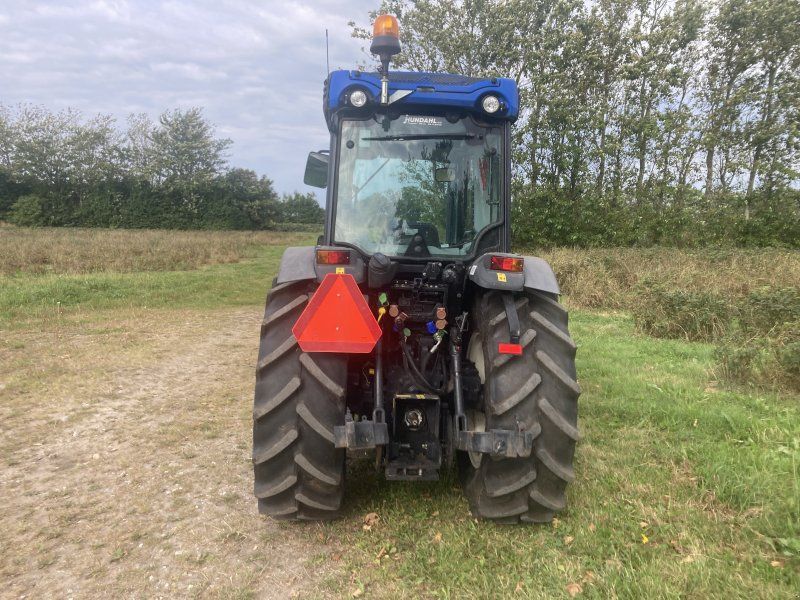 New Holland T4.80N SS CAB