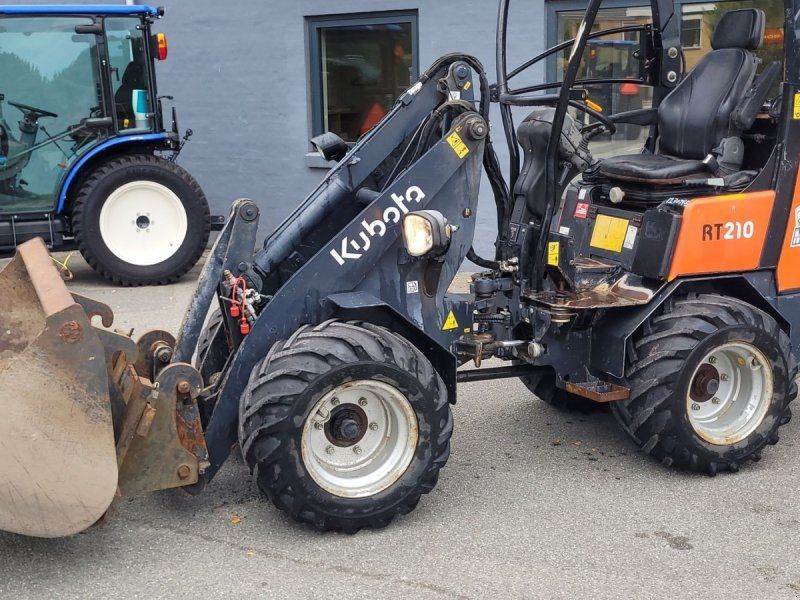 Kubota RT210-2