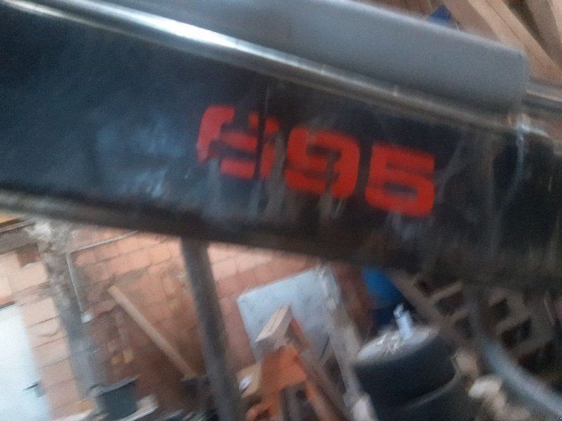 Palms 14t Kran 695