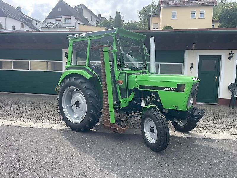 Deutz-Fahr 4807  mit EuroCab Kabine Servolenkung Mähwerk wie 4507 52