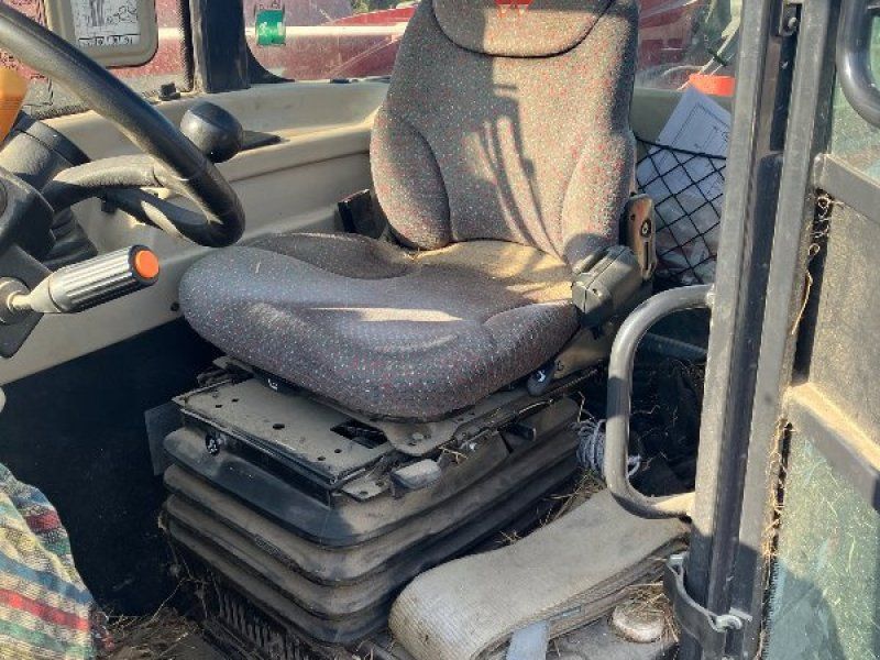 Massey Ferguson TH7038
