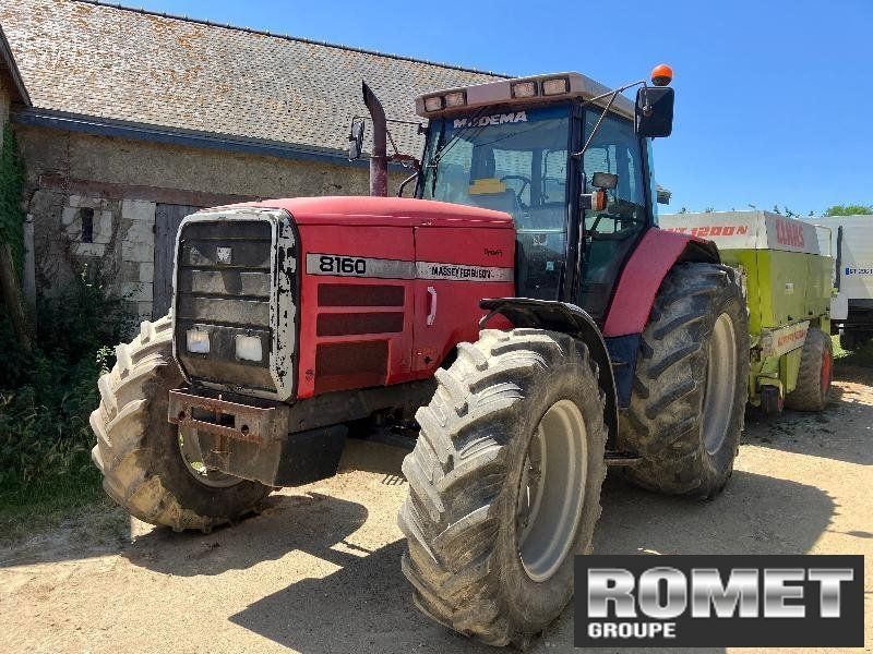 Massey Ferguson 8160