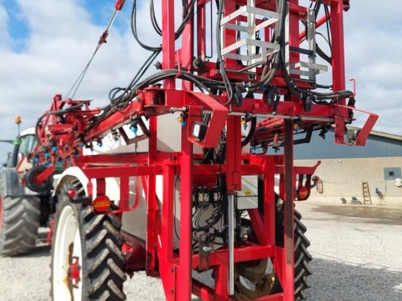 3000 L 24m, Synet