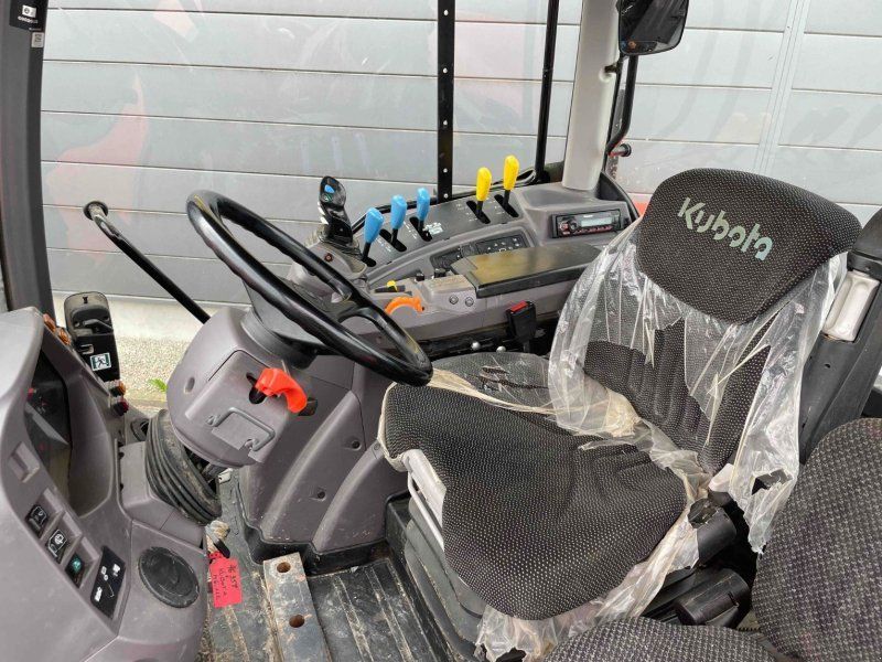 Kubota Tracteur agricole M6-122