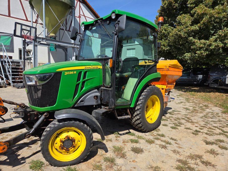 John Deere 2036 R
