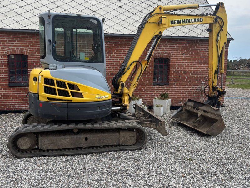 New Holland e50-2sr