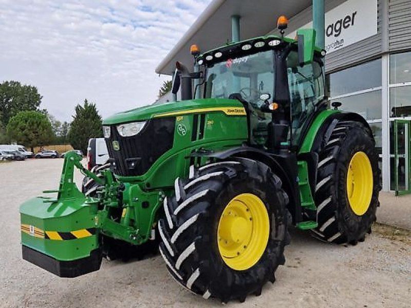 John Deere 6R250