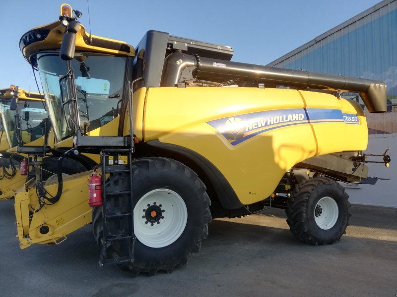 New Holland CX 6.80