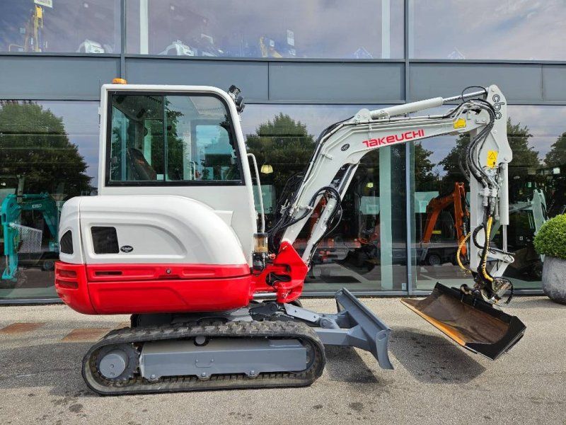 Takeuchi TB 230