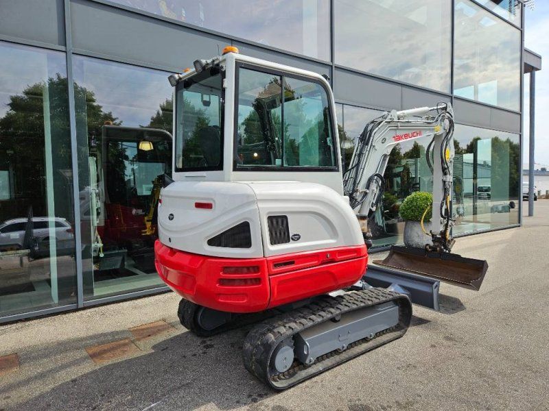 Takeuchi TB 230