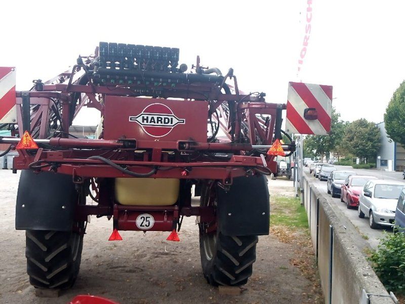 Hardi commander 2800