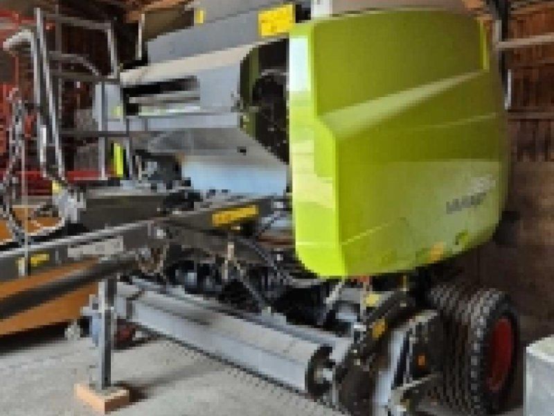 Claas Variant 365 RC