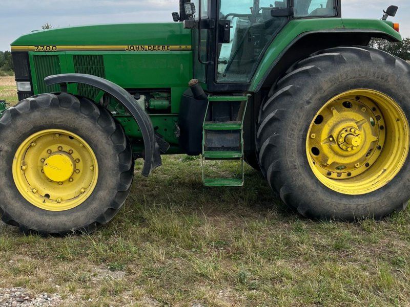 John Deere 7700 Power-quad m/frontlift