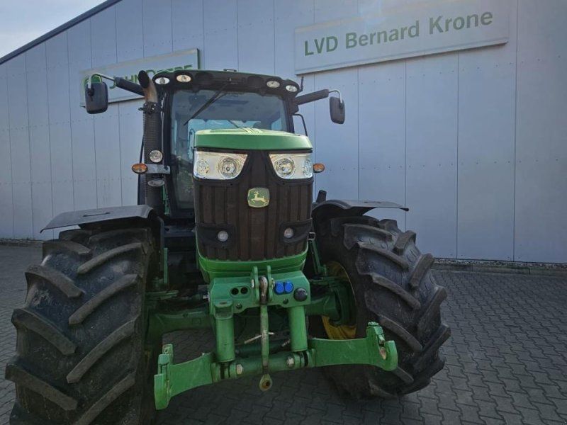 John Deere 6210R