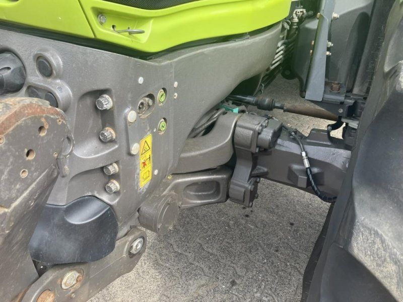 Claas AXION 830 CMATIC