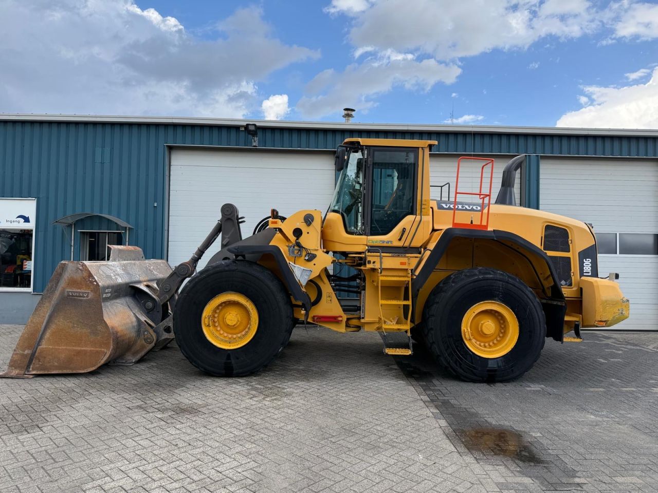 VOLVO L180G ( BJR 2013 ) 12540 UUR
