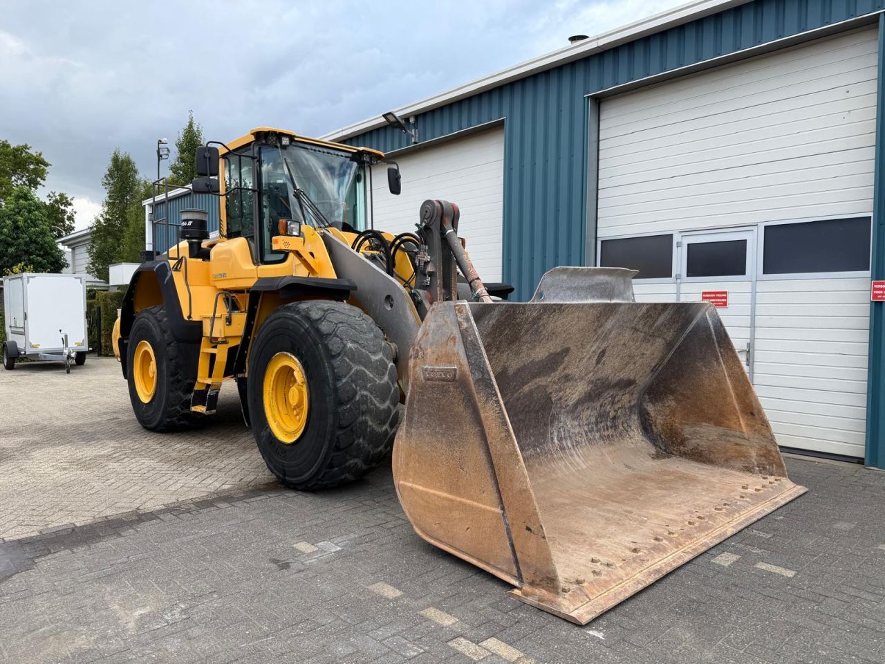 VOLVO L180G ( BJR 2013 ) 12540 UUR