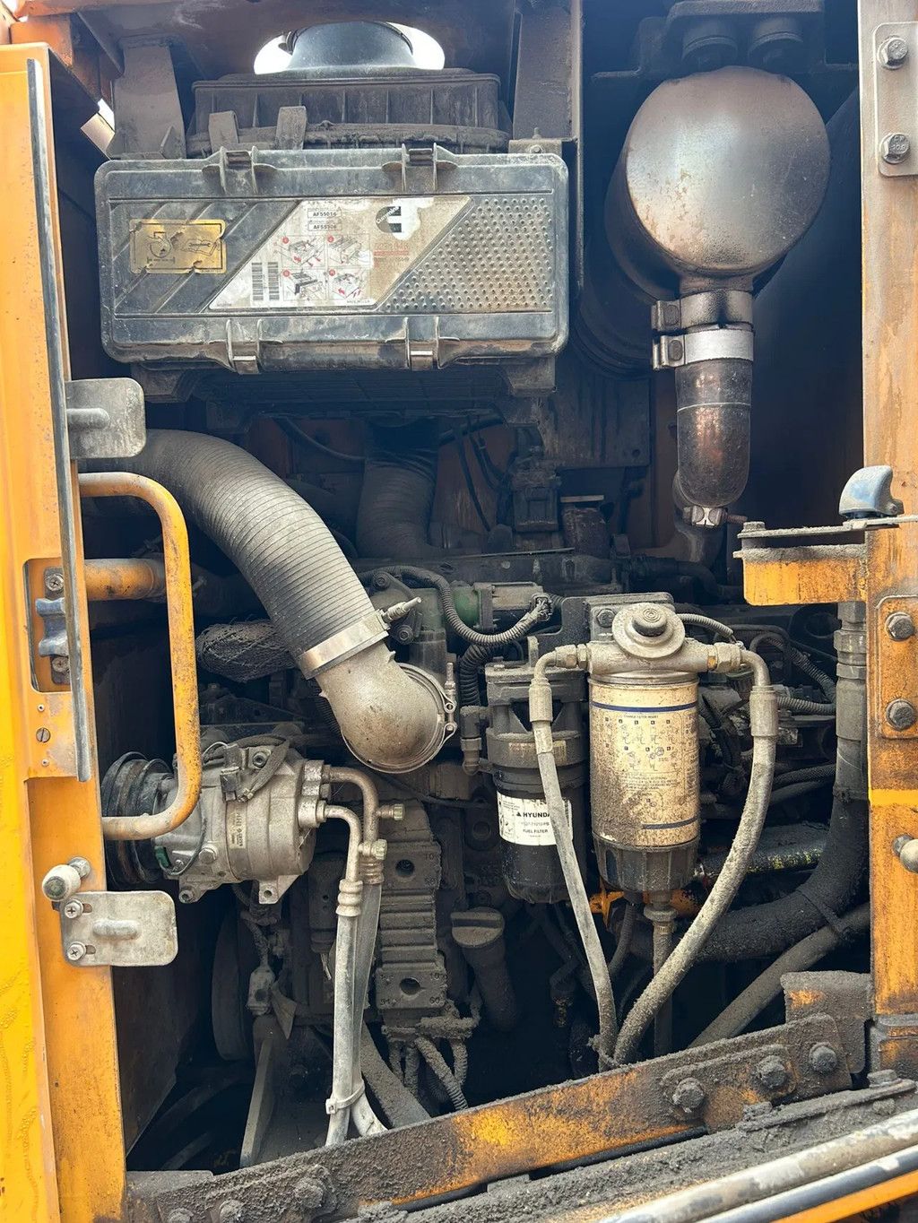 Hyundai HL 740-9A