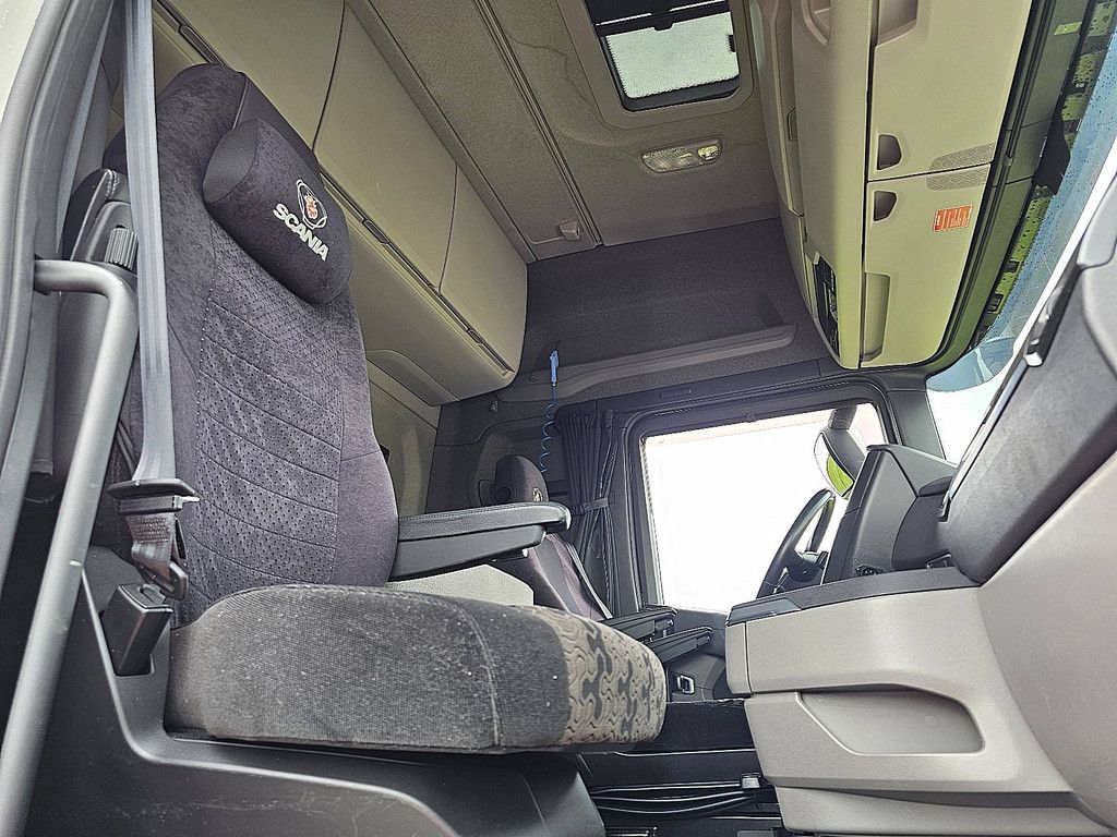 SCANIA S500 night a/c acc ret.