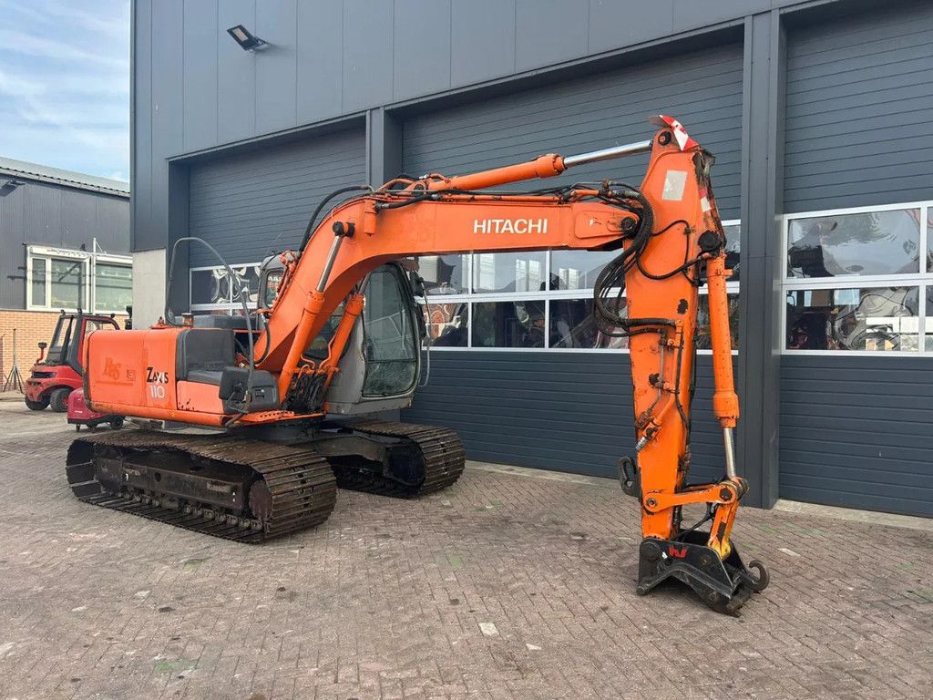 Hitachi ZX110