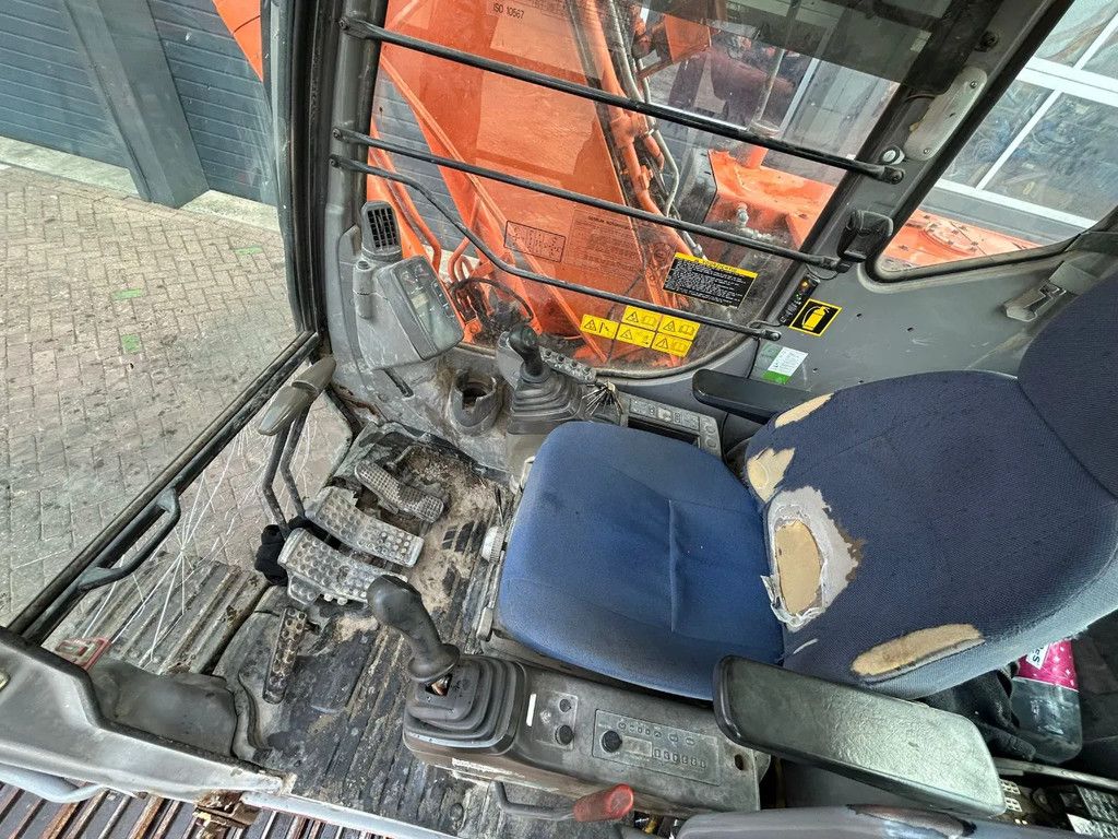Hitachi ZX110