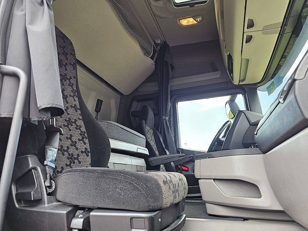 SCANIA R450 6x2/2 led retarder