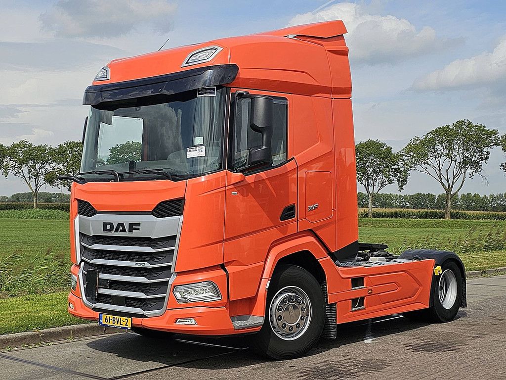 DAF XF 450 ngd skirts 156tkm