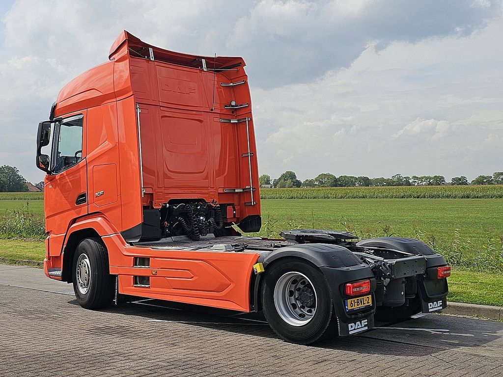 DAF XF 450 ngd skirts 156tkm