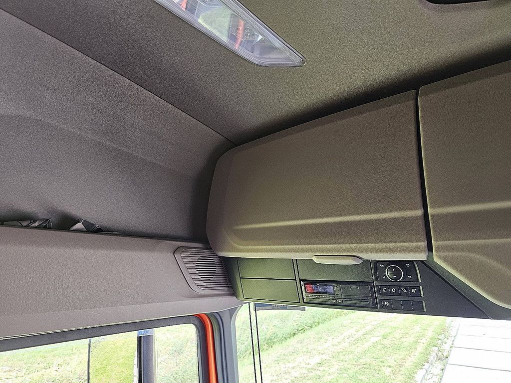 DAF XF 450 ngd skirts 156tkm