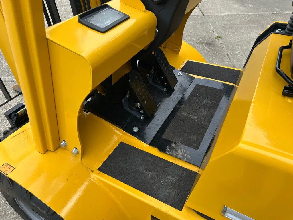 Eurotrac ruwterrein heftruck Weinig uren Agri 12