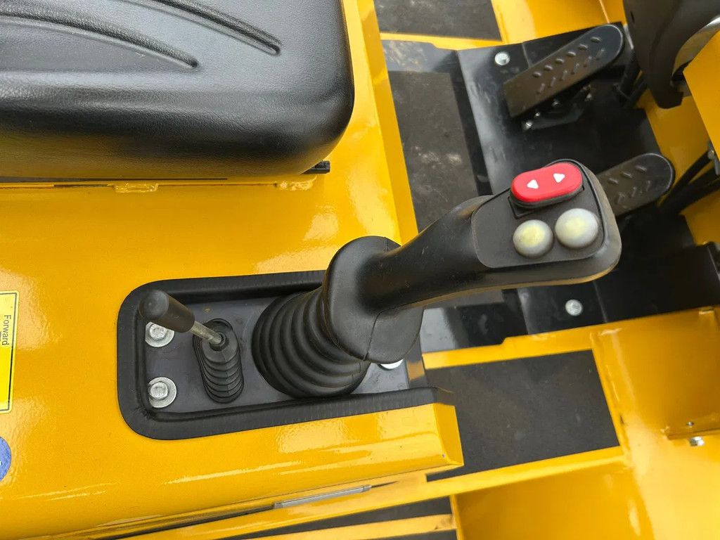 Eurotrac ruwterrein heftruck Weinig uren Agri 12
