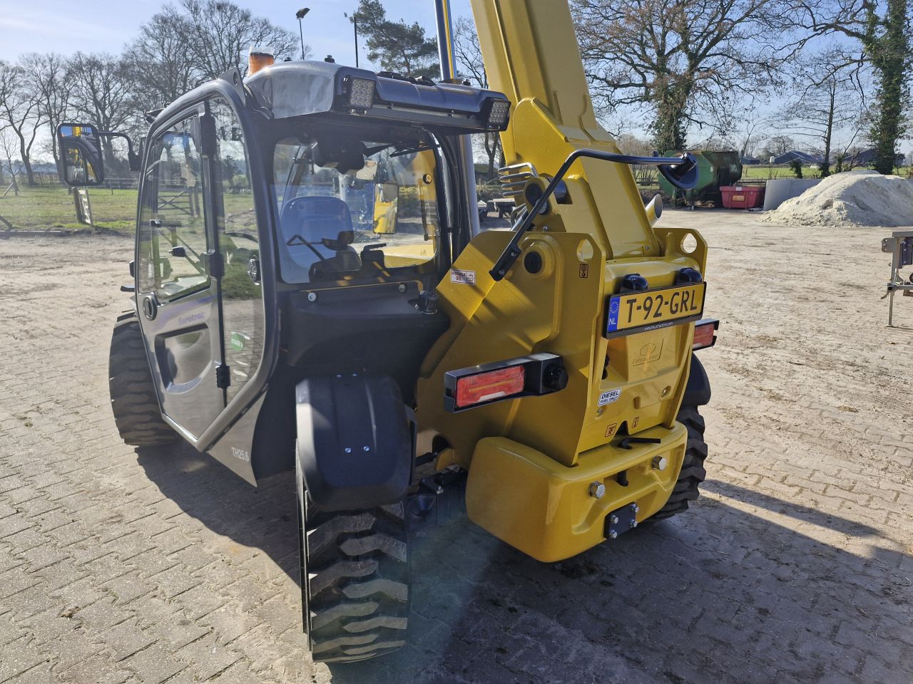 Eurotrac TH25.6 verreiker Lease mogelijk