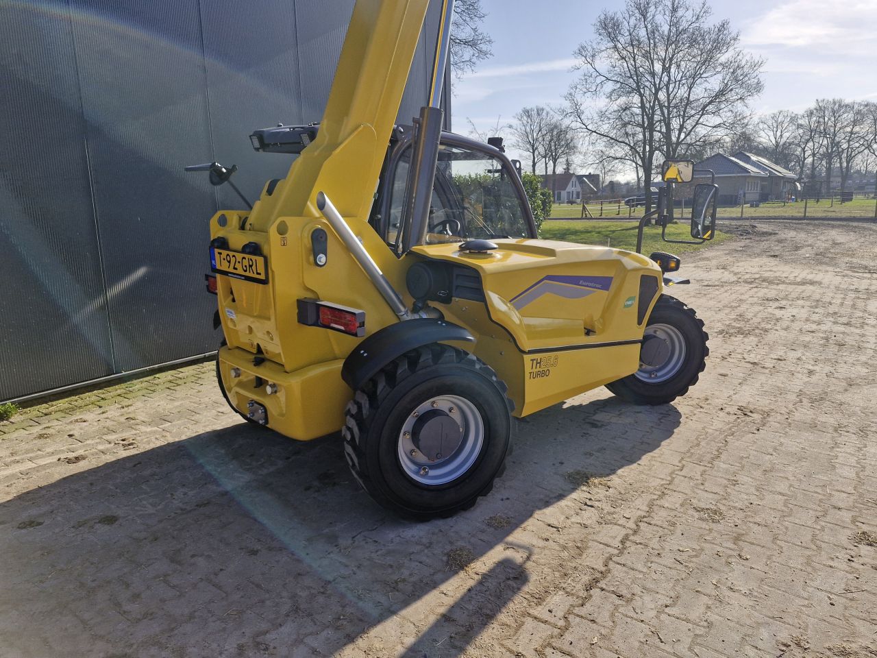 Eurotrac TH25.6 verreiker Lease mogelijk