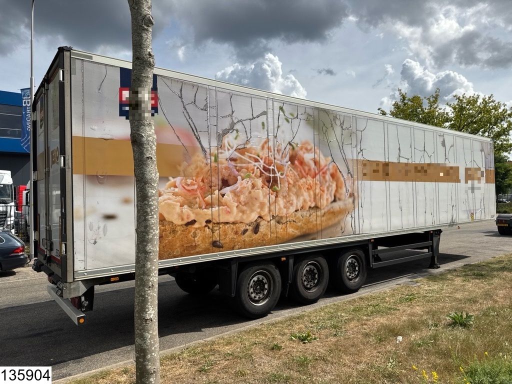 Schmitz Koel vries Carrier Vector 1550