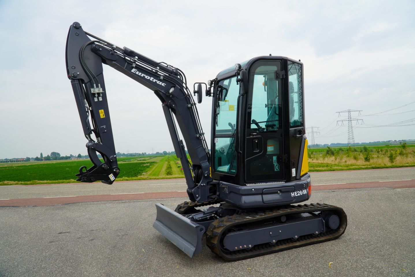 Eurotrac HE 26 SR