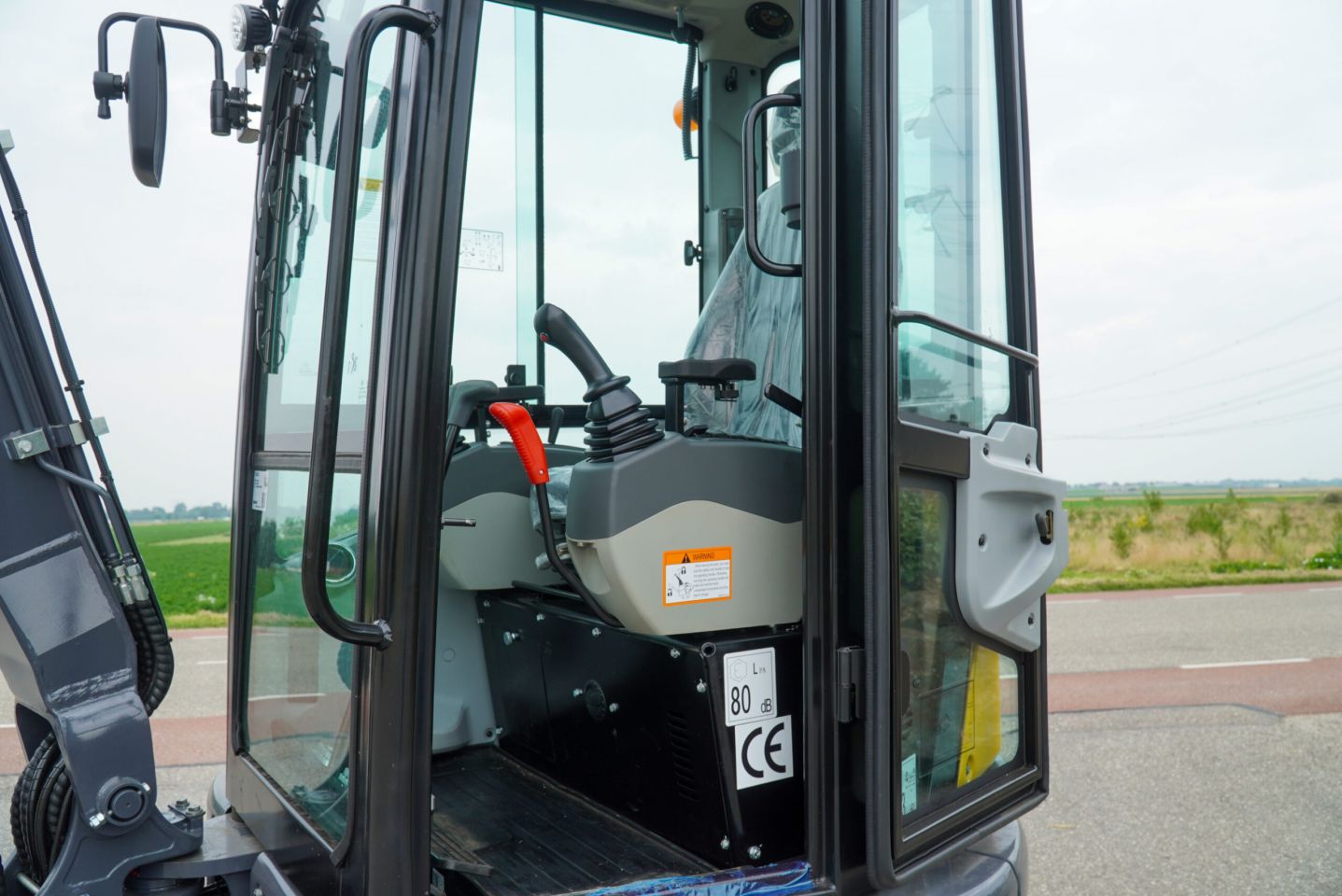 Eurotrac HE 26 SR