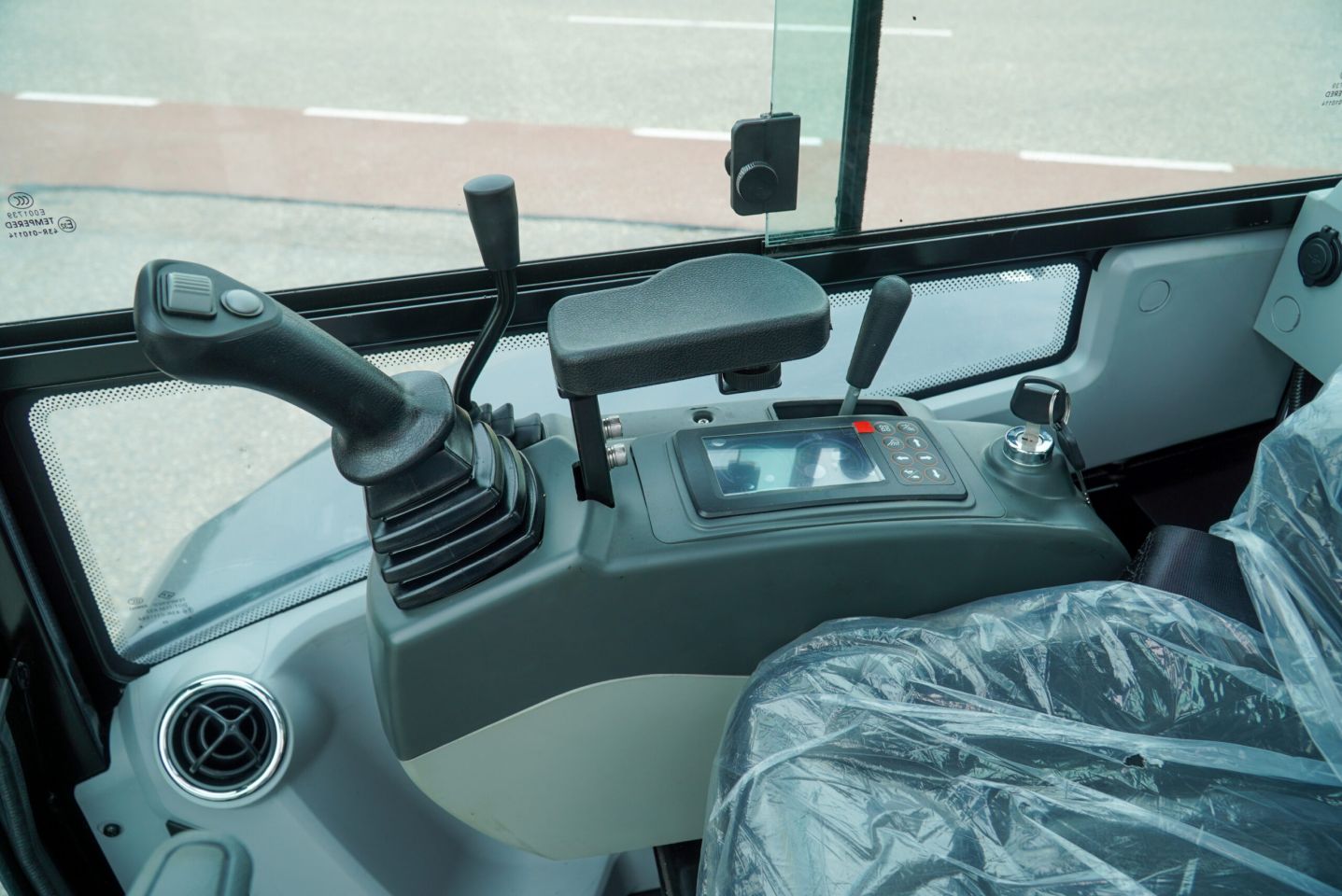 Eurotrac HE 26 SR