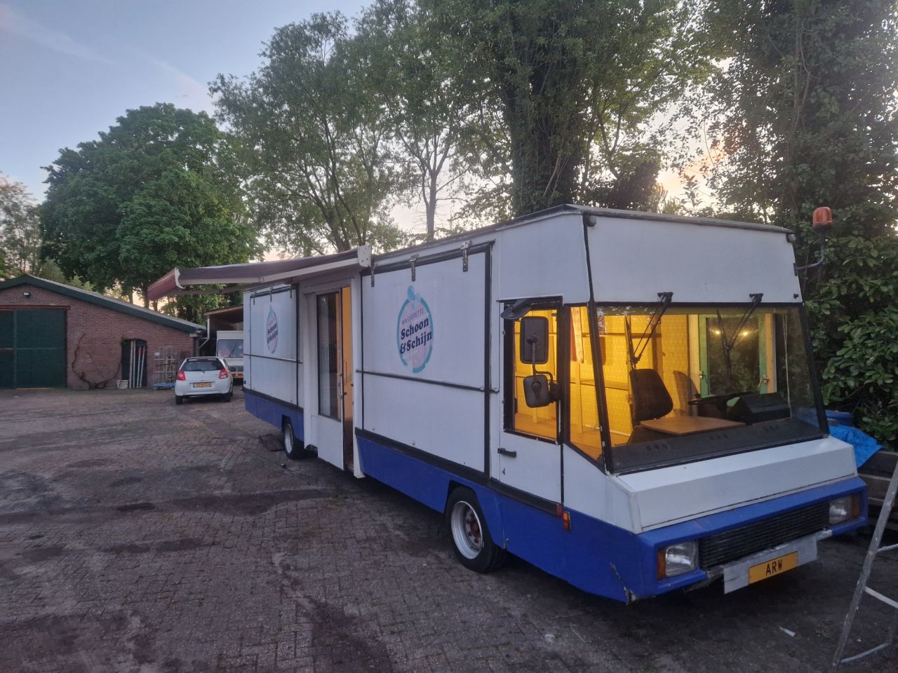 SRV wagen