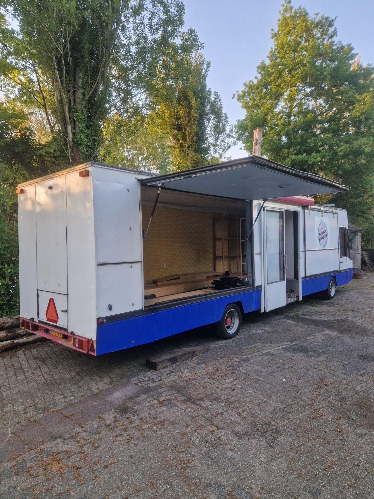 SRV wagen