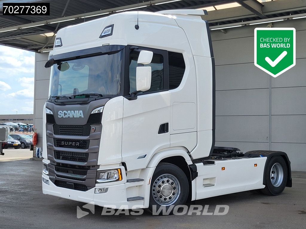 Scania S560 4X2 NEW! Retarder Full-Air 2xTanks Leder Standklima Navi ACC LED