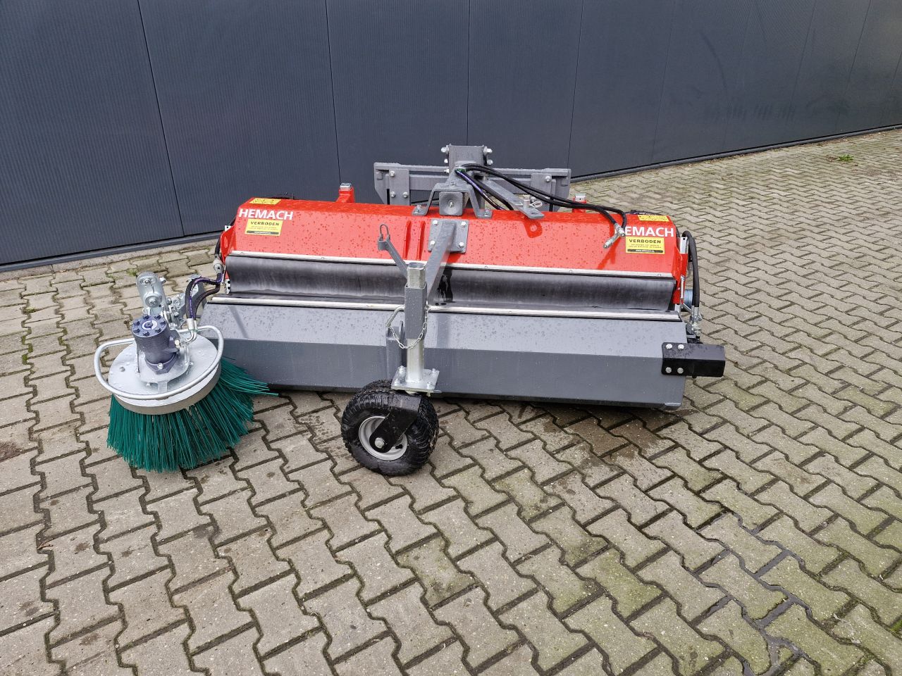 Veegmachine Hemach breedtes van 1.5m 1.8m en 2.25m