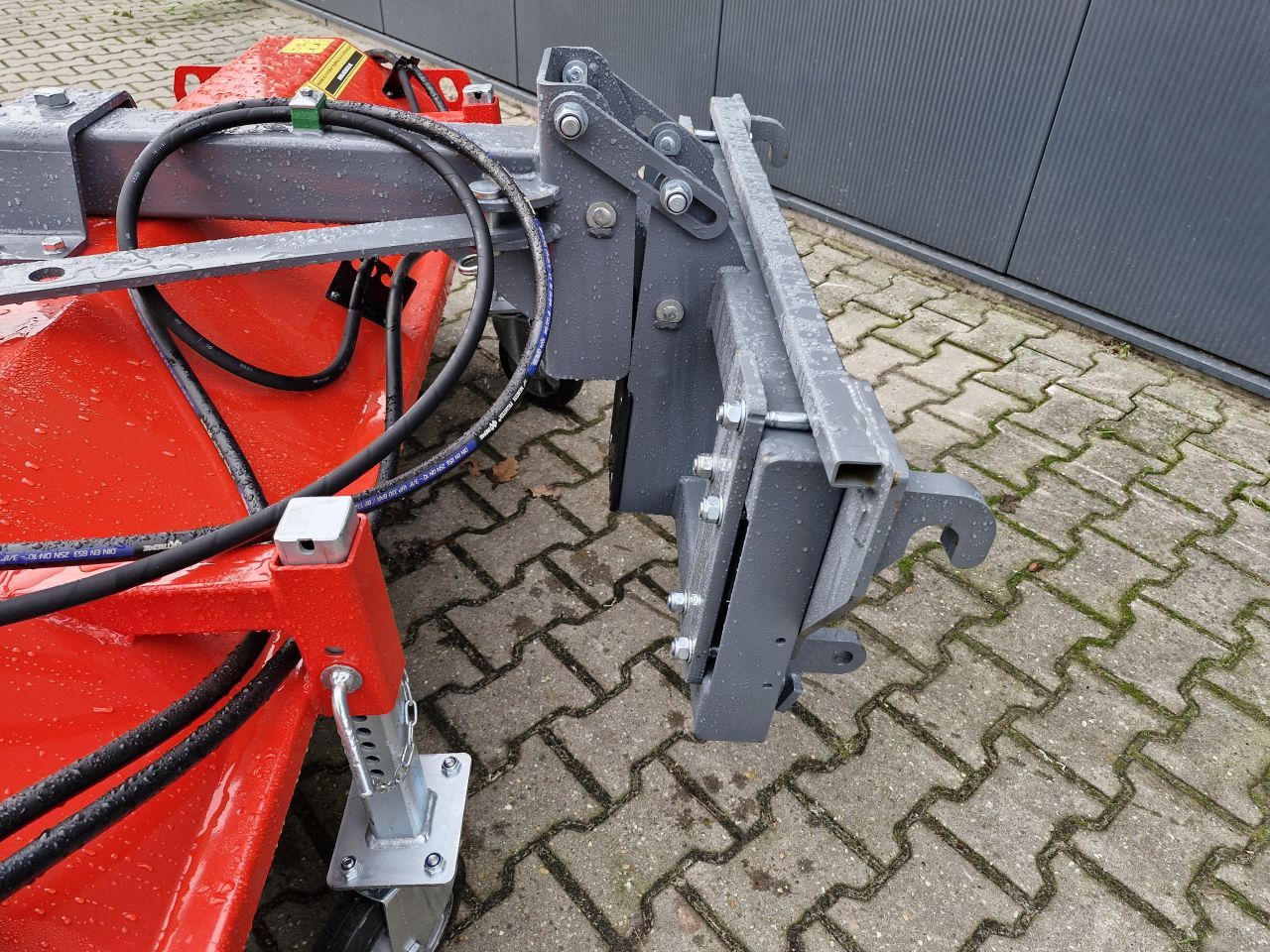 Veegmachine Hemach breedtes van 1.5m 1.8m en 2.25m