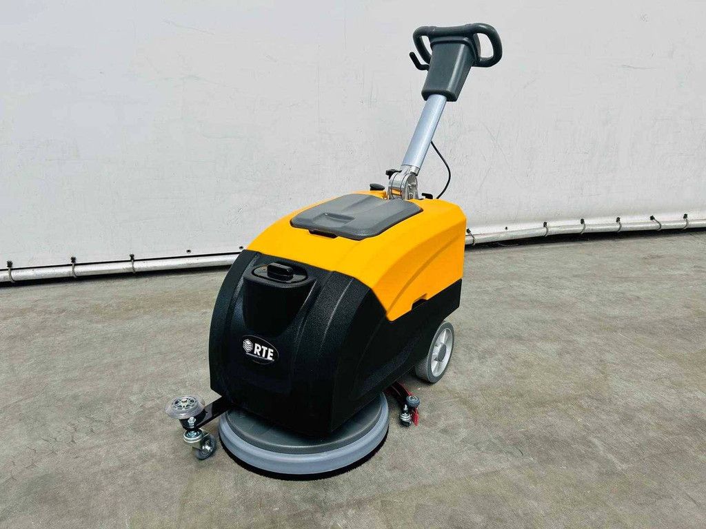 Vloerschrobzuigmachine RTE FS40 Elektrisch 230V 2025 Nieuw
