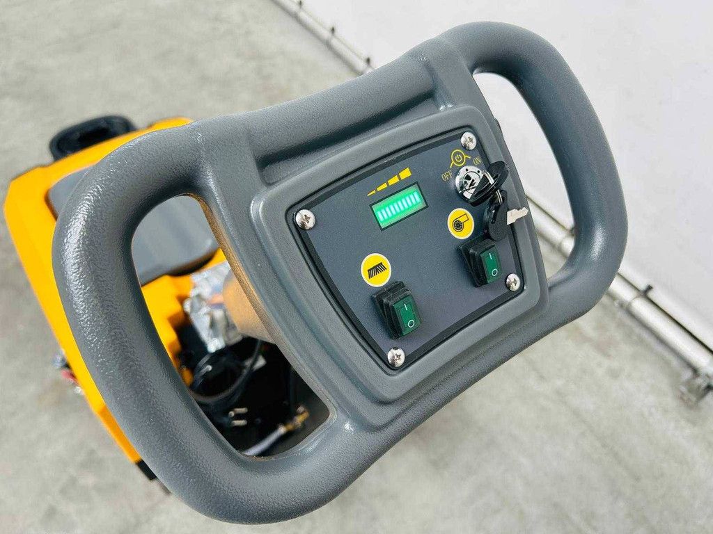 Vloerschrobzuigmachine RTE FS40 Elektrisch 230V 2025 Nieuw