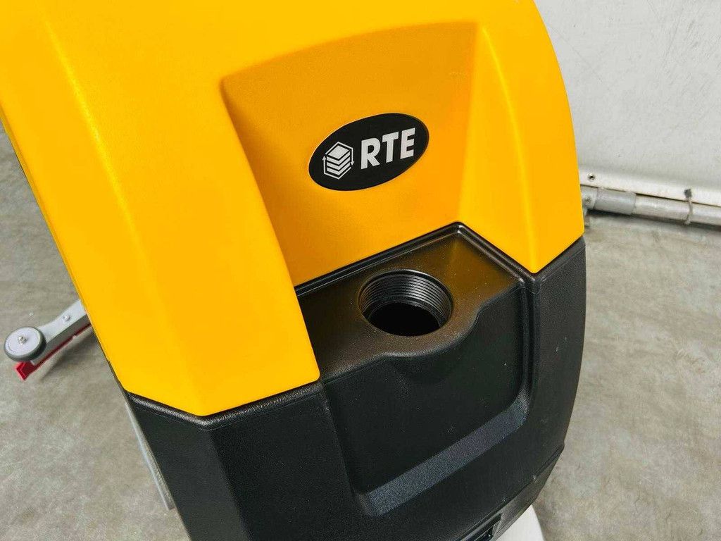 Vloerschrobzuigmachine RTE FS50 Elektrisch 230V 2025 Nieuw